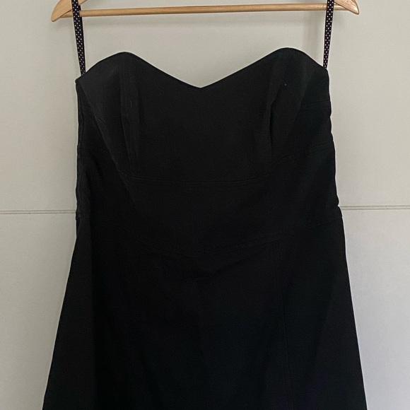 ISAAC MIZRAHI | Black Strapless Sweetheart Neck A-line Tea Length Dress | 16 - Picture 2 of 5